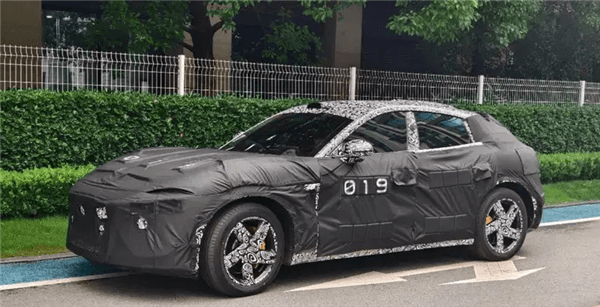 Spy photos of Xiaomi's first SUV exposed: Rebs is going to attack Ferrari again