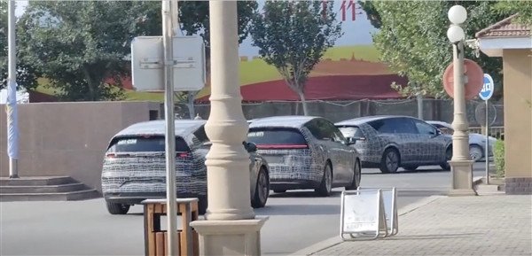 Three pure electric SUVs are in the same frame for the first time! Ideal M7/M8/M9 spy photos exposed: next year's big killer