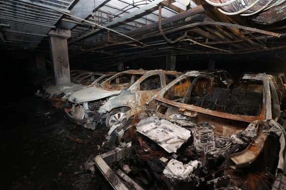 Mercedes-Benz EQE fire damaged 140 cars! South Korea urgently discusses measures to deal with tram fires