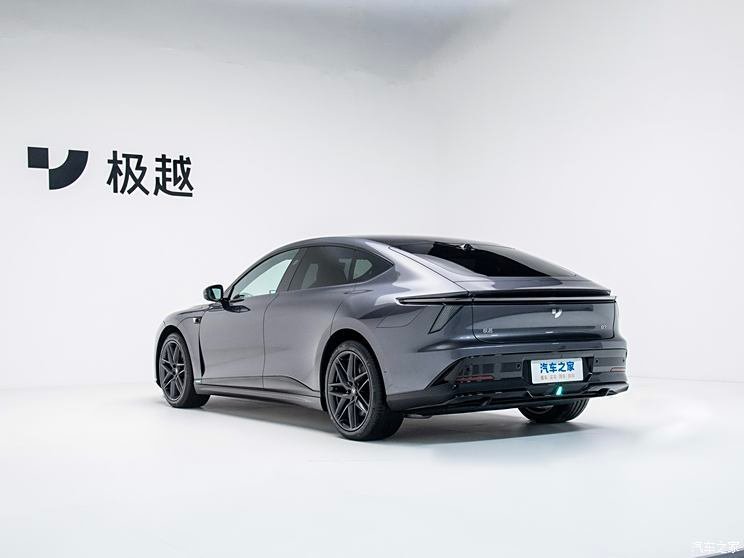 Time-limited sales started at 199,900 yuan, and orders exceeded 5000 units within 48 hours of listing in 2007