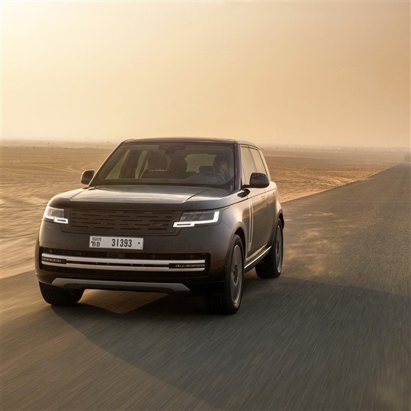 Test of China's best-selling million-dollar luxury car pure electric Land Rover Range Rover: Just like a fuel car